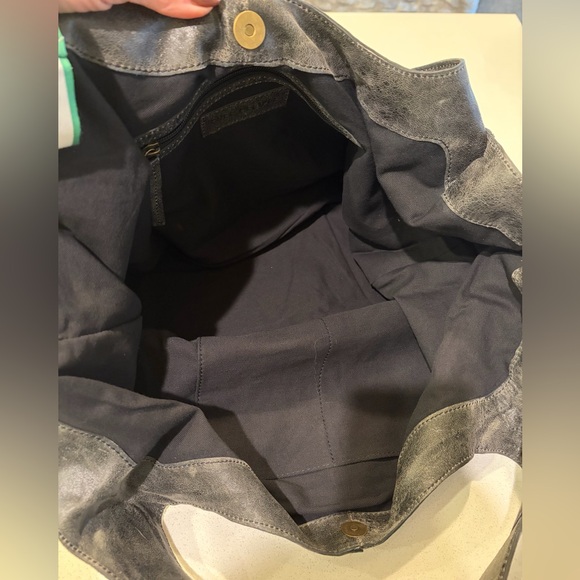 Free People Hadley Distressed Slouchy Shoulder Bag Tote, NWT - Picture 5 of 9